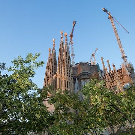 Gaudi Apartment Barcelona Exterior photo